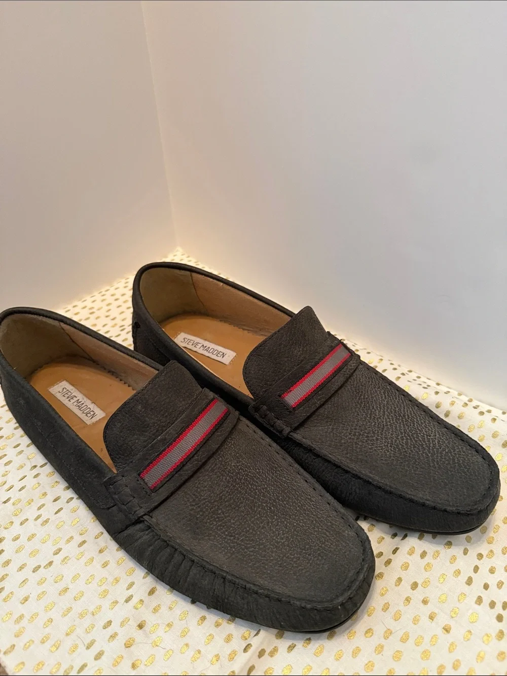 Steve Madden Black Pebbled Leather Slip-On Loafers with Red Stripe